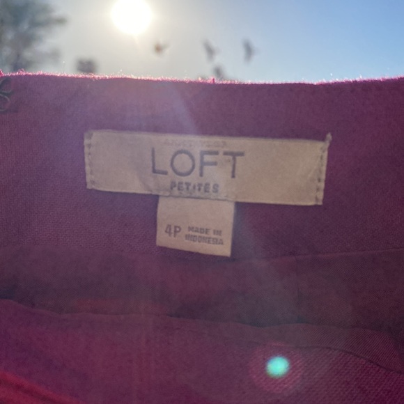 ⭐️ Ann Taylor LOFT Skirt 4 Petite ⭐️ - Picture 3 of 4